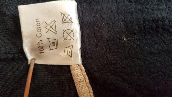 Gilet polaire à capuche garçon 4 ans noir et crème Pocopiano - photo numéro 4