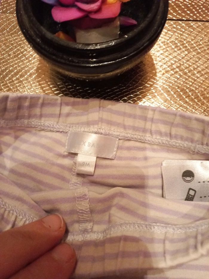 Joli short rayé 9 mois - photo numéro 3