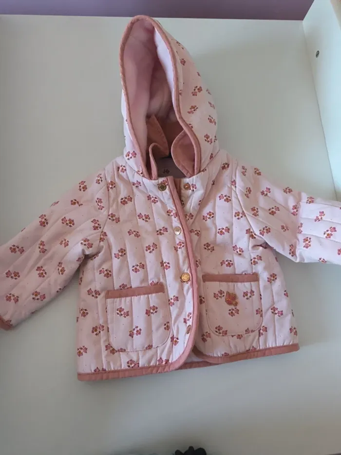 Manteau à capuche. Sergent Major. 9 mois