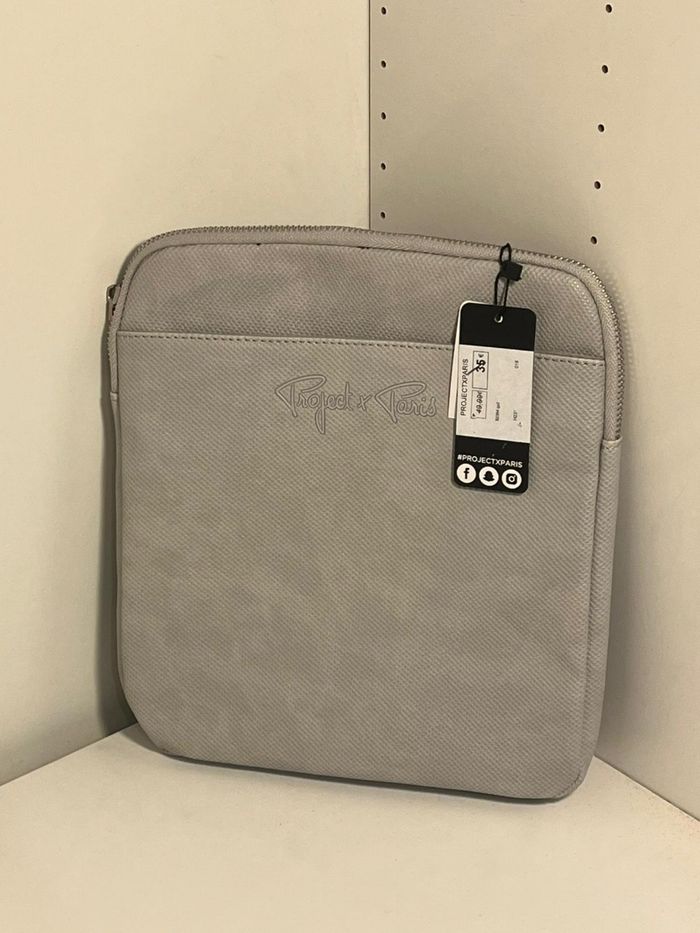 PROJECT X paris
Sacoche unie grise - photo numéro 3