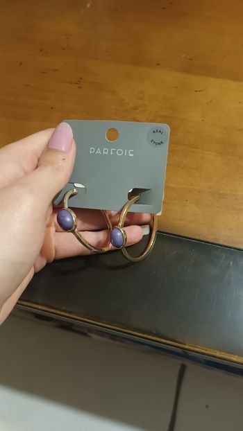 Boucle d'oreilles parfois