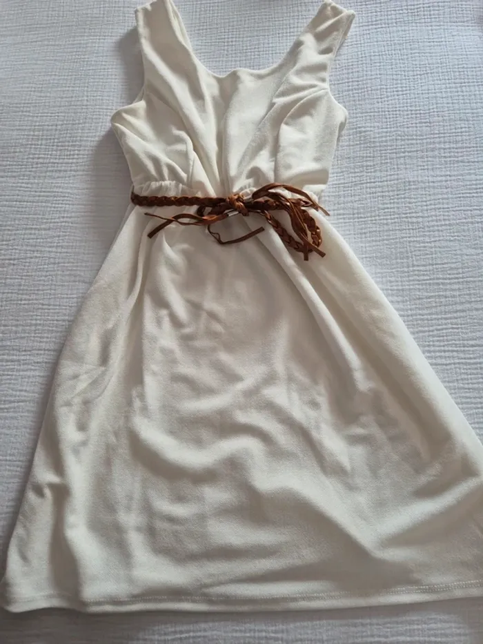 Robe d'été écrue avec jolie ceinture Inside Collection Taille L - photo numéro 8