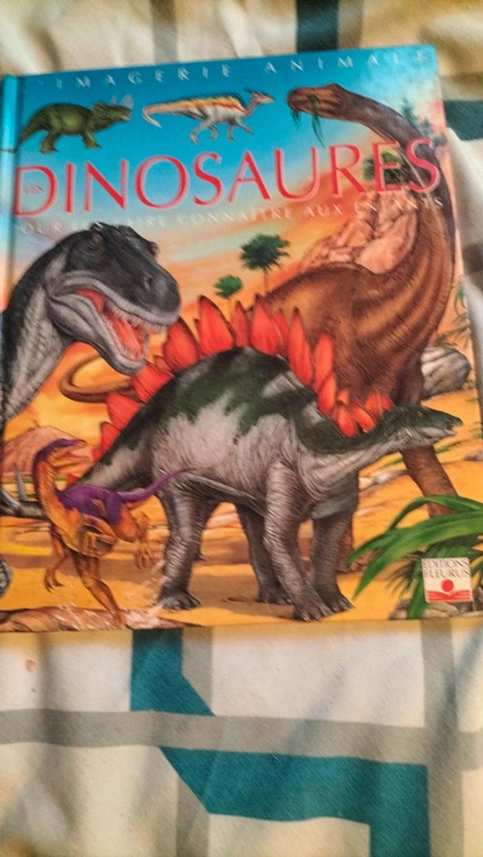 La grande imagerie :La Savane et les Dinosaures - photo numéro 2