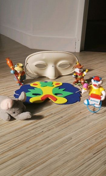 Lot figurines Flunch