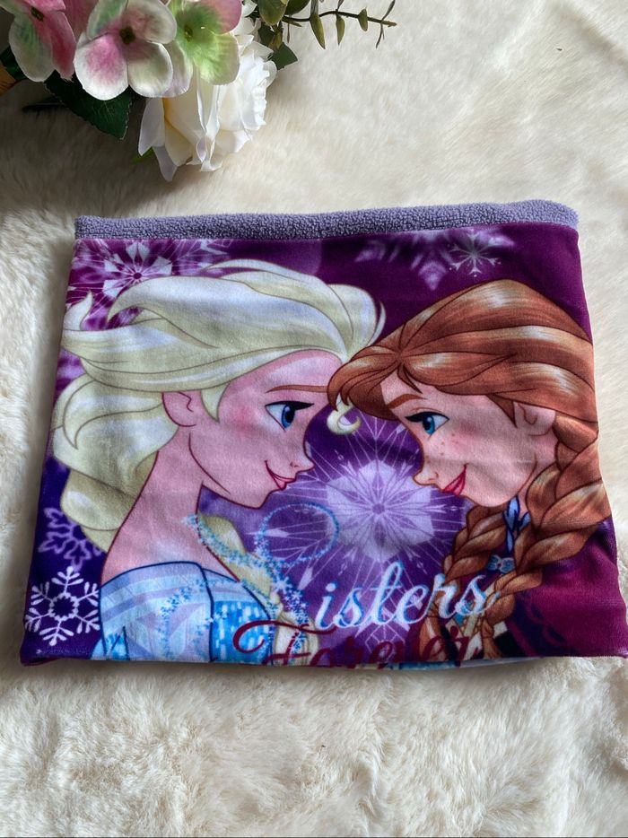 Ensemble Reine des Neiges cache-oreilles + snood - 6 ans - TBE ❄️ - photo numéro 5