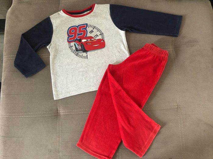 Lot de vêtements taille 4 ans - photo numéro 4