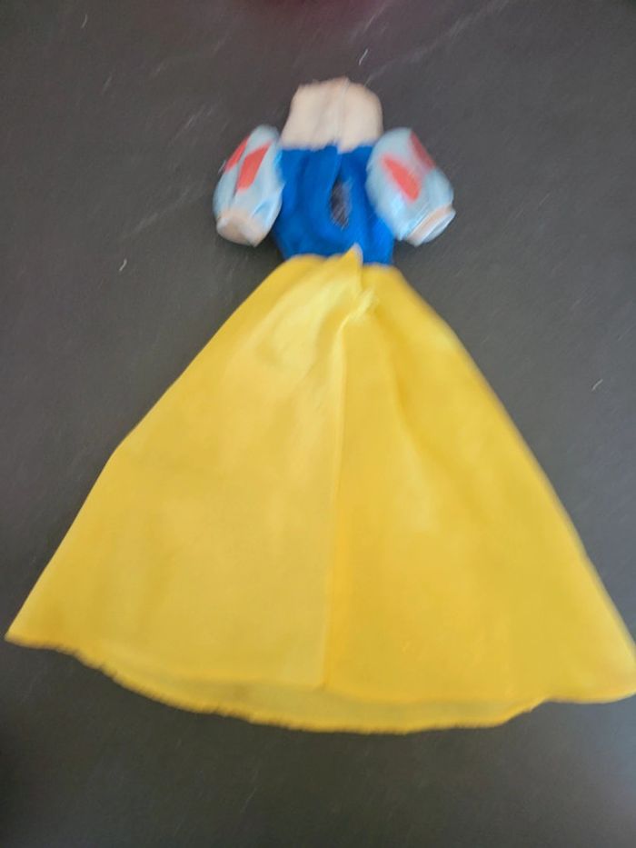 Robe blanche neige Disney - photo numéro 2