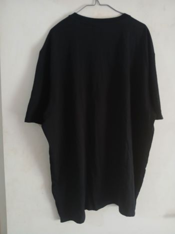 Je vends ce tee-shirt unisexe 