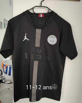 T-shirt Nike Jordan taille 11-12 ans 