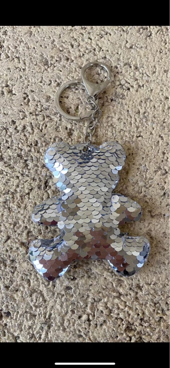 Porte clé accroche sac neuf nounours argent