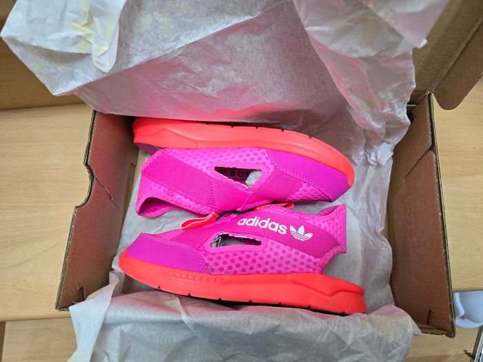 Basket Sandales Adidas 360 neuves 50% - photo numéro 2