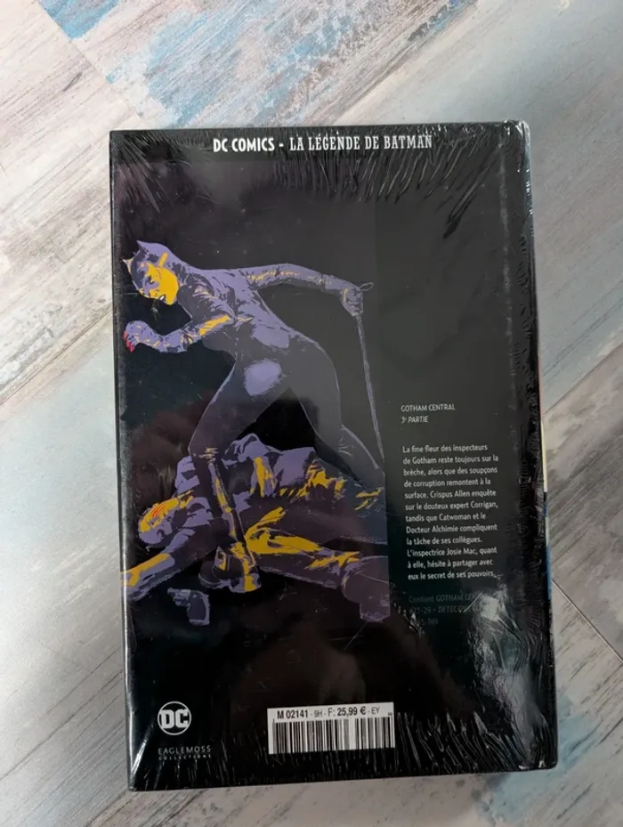 DC Comics La légende de Batman - Gotham Central Tome 3 neuf sous blister - photo numéro 2