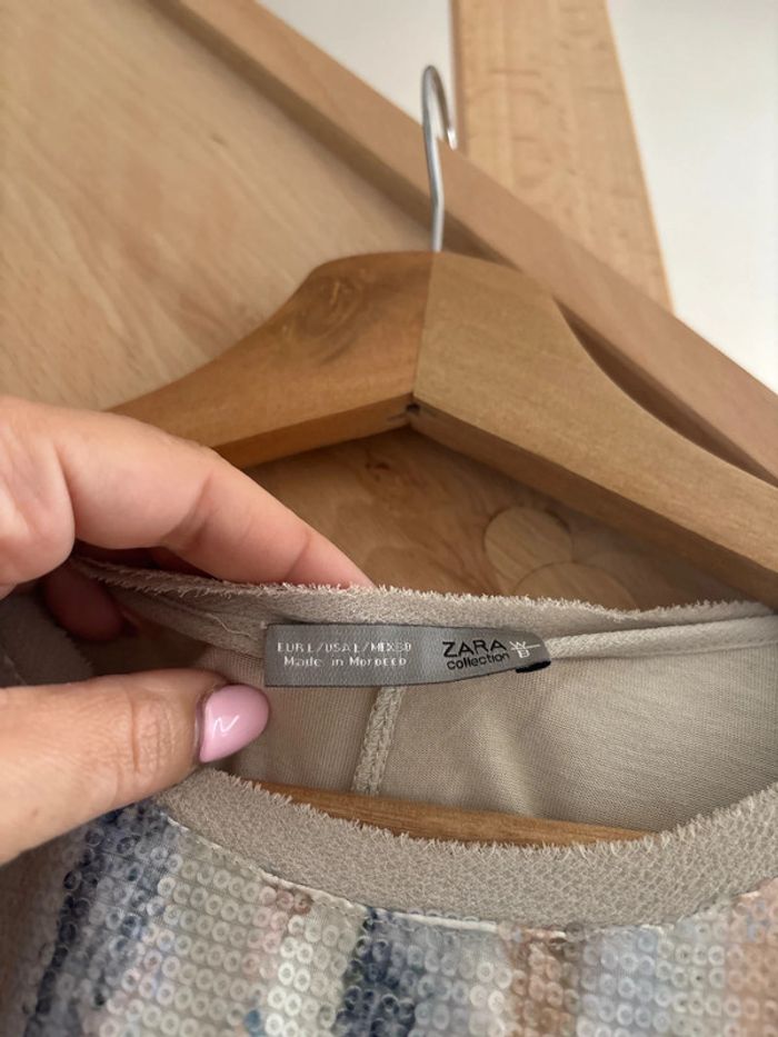 T shirt / blouse avec sequins Zara - photo numéro 2