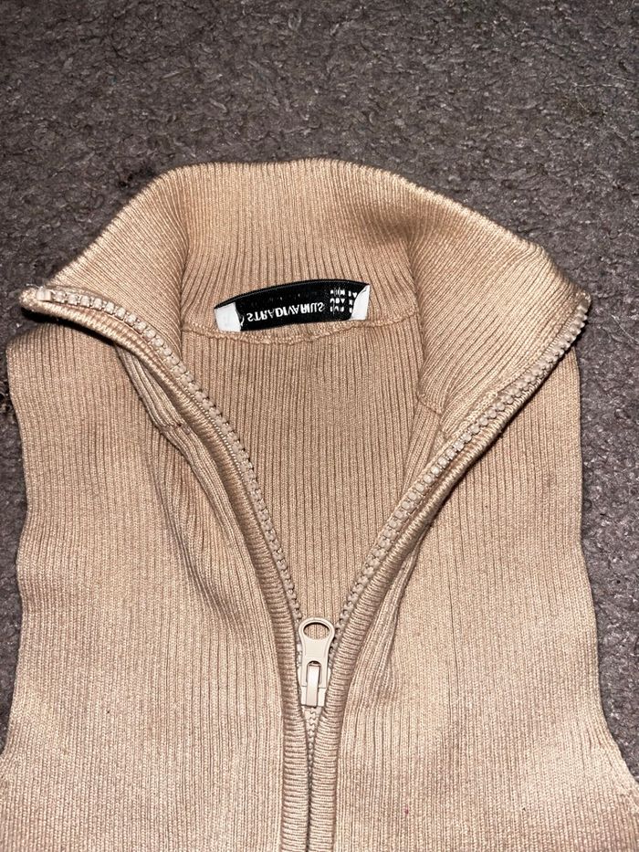 Haut beige - photo numéro 3