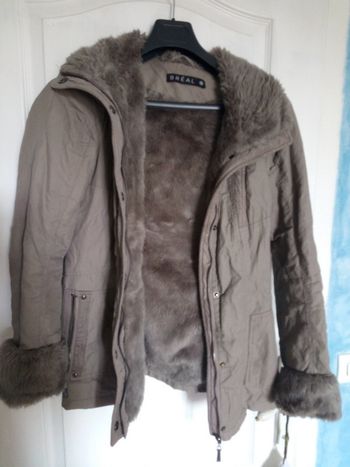 manteau avec capuche taille 38