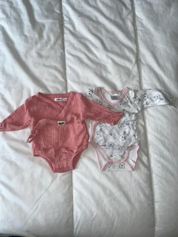 Bodies manches longues 1 mois