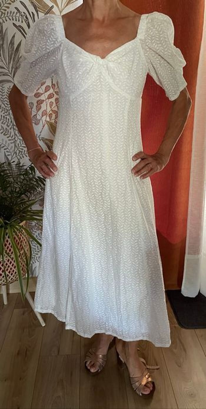 Robe blanche - photo numéro 2