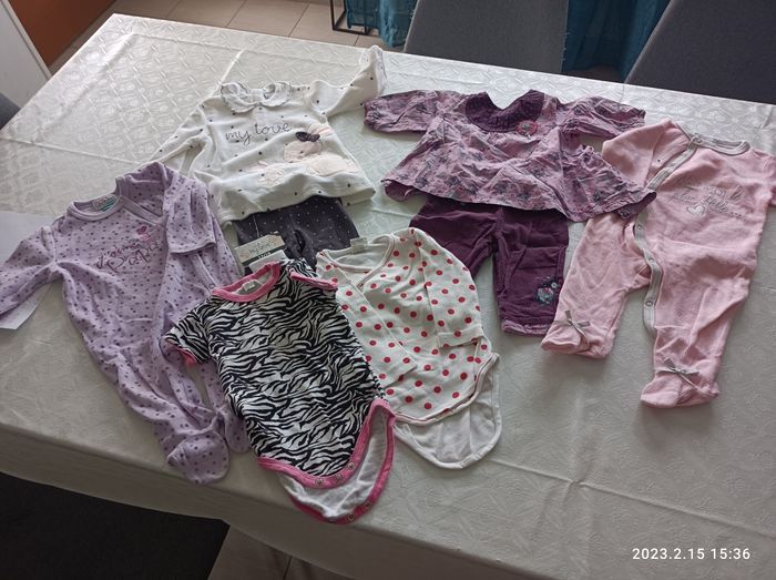 Lot 6 mois fille