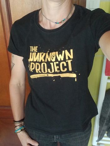 T-shirt femme noir The Unknown Project