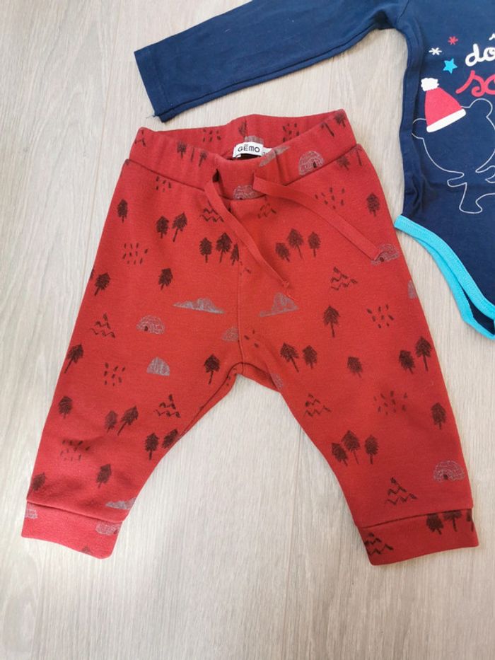 Ensemble jogging et bodie 12 mois - photo numéro 4
