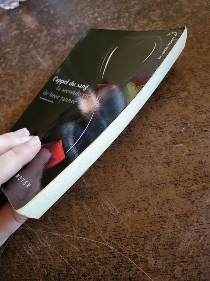 📚 Livre l'appel du sang 📚 - photo numéro 3