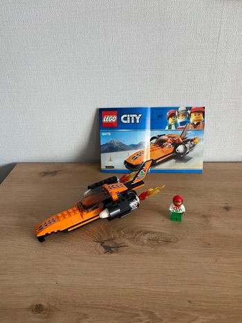 Lego city 60178 la voiture de compétition