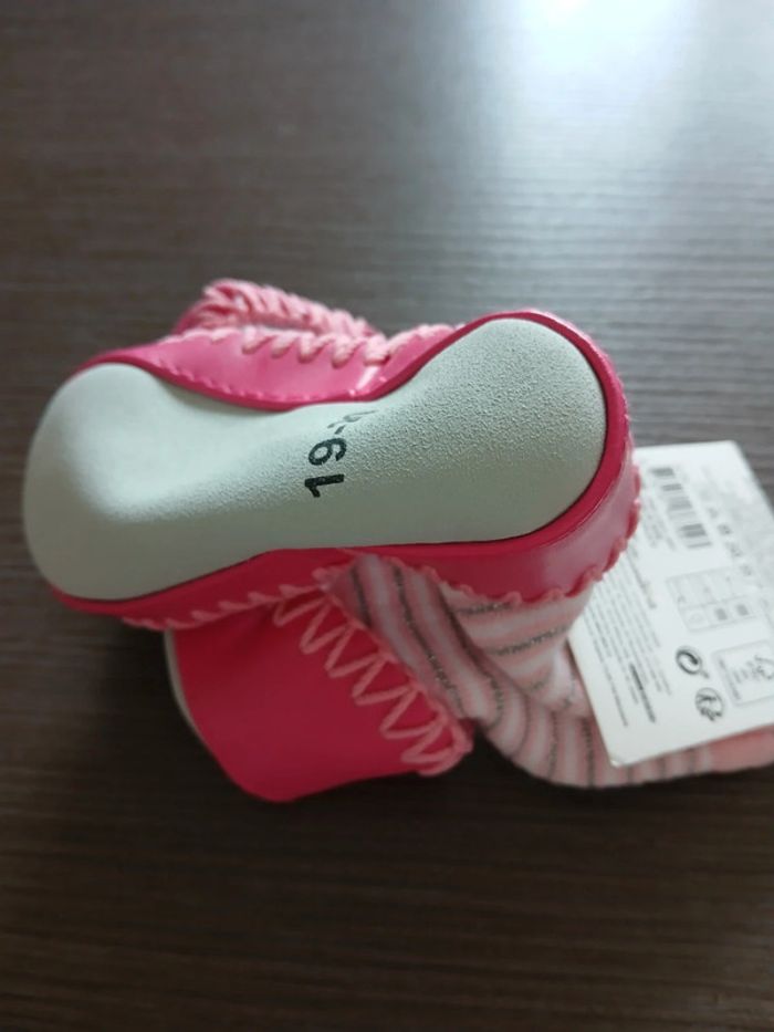 Chaussons/chaussettes fille 19-20 - photo numéro 3
