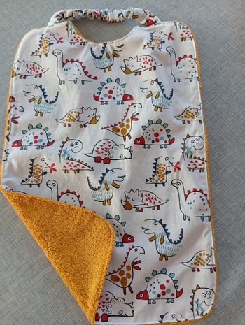 Très grand bavoir à élastique 45x30cm 