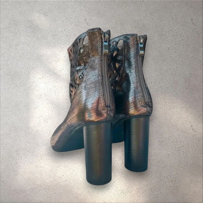 Bottines à talons automne-hiver métallisée en excellent état pointure 41 - photo numéro 4