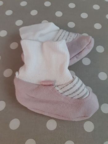 chaussons violet bébé fille