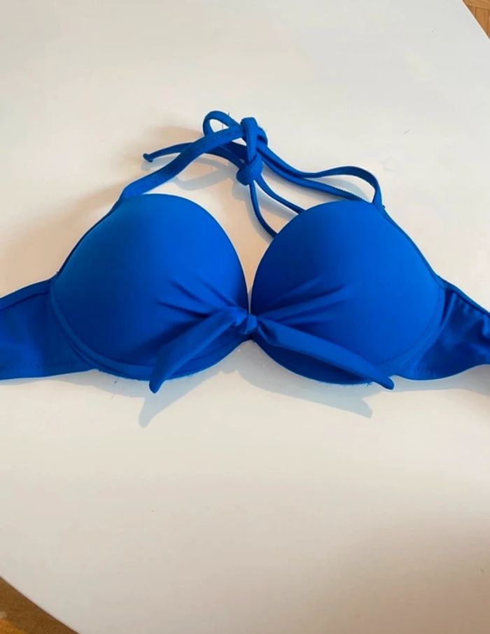 Haut de maillot de bain taille 34 Penti