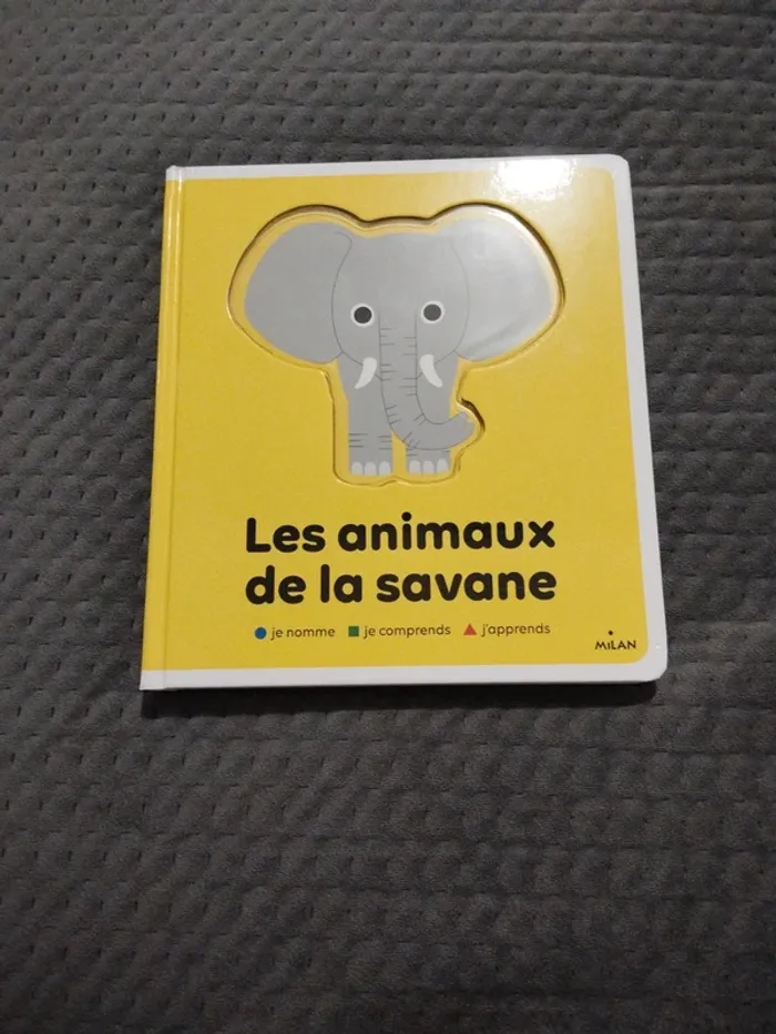 Livre les animaux de la savane