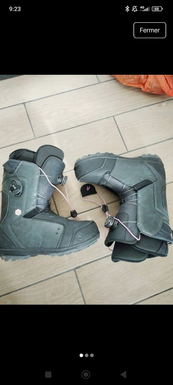 Boots snowboard Nidecker quasi neuves - photo numéro 3