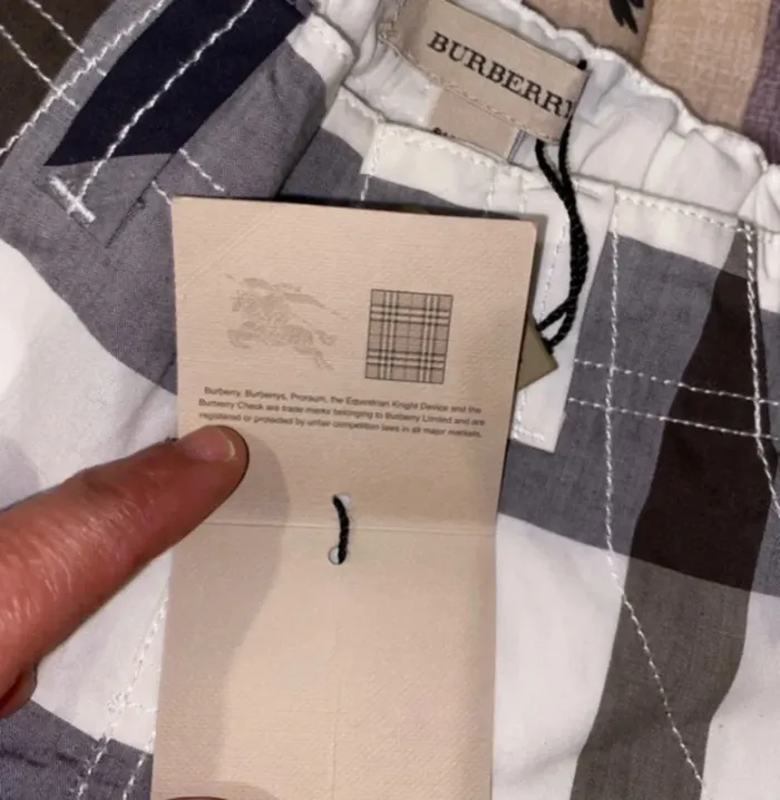 Short burberry 6/9 mois - photo numéro 5