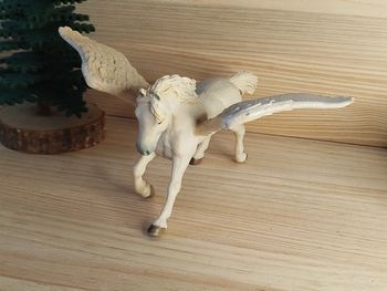 PAPO pégase Figurine animal imaginaire