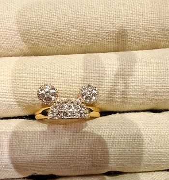 Bague dorée mickey
