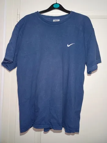 T-shirt Nike