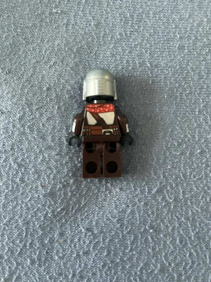 Lego star wars Mandalorain Holyday Scarf sw1170 Set 75307 - photo numéro 2