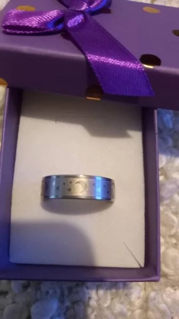 Bague, style anneau pour homme  , lune et étoiles Neuve