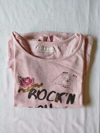 haut rose avec volants 8ans