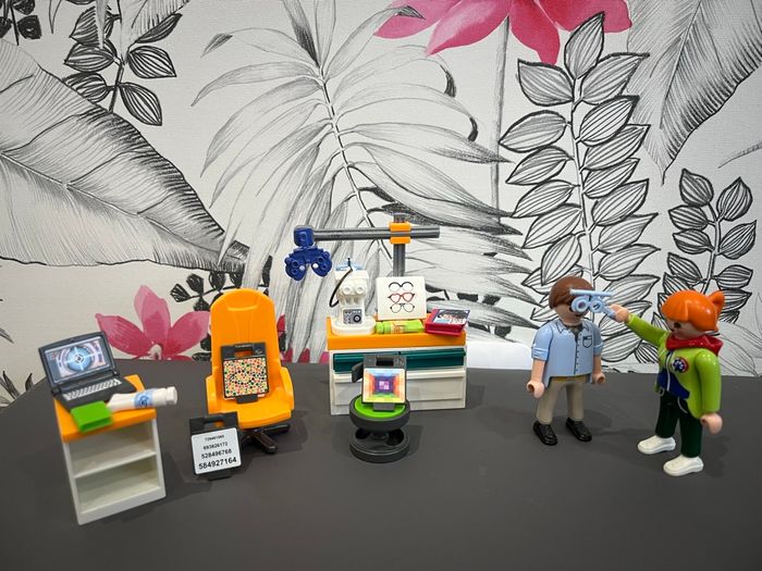 Playmobil hôpital 3 niveaux complet - photo numéro 6