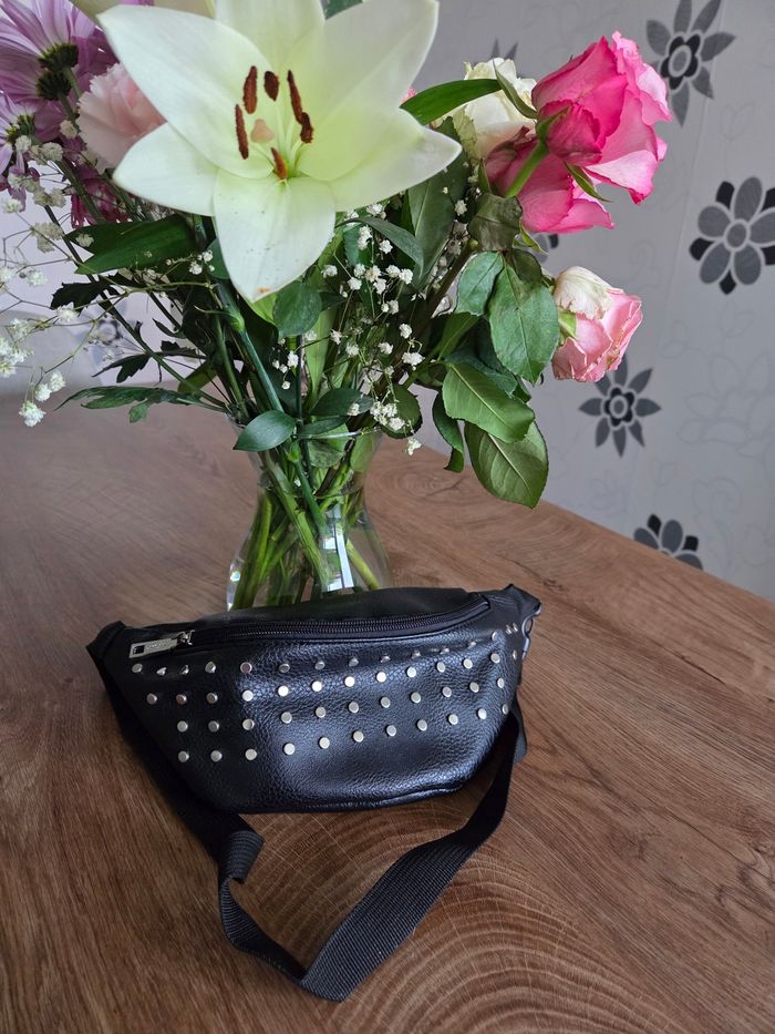 Jennyfer sac banane noir