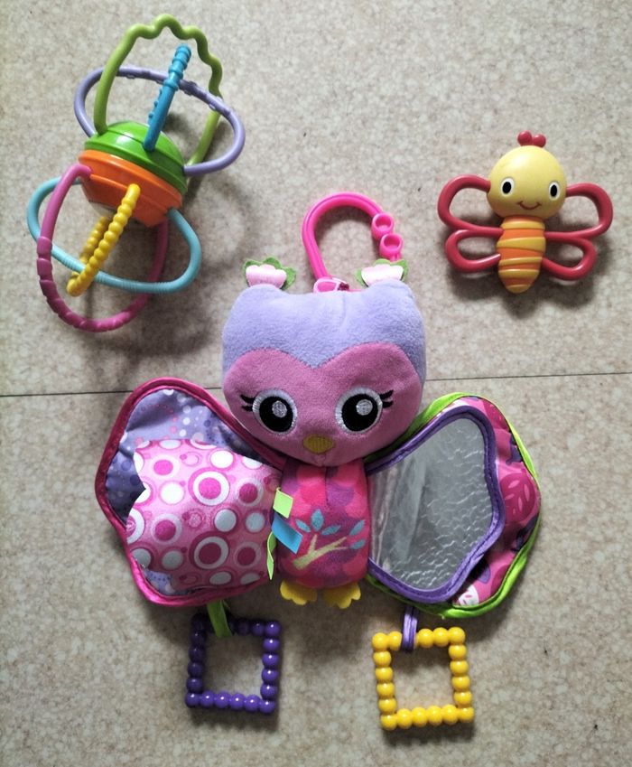 Jouets d'éveil bébé