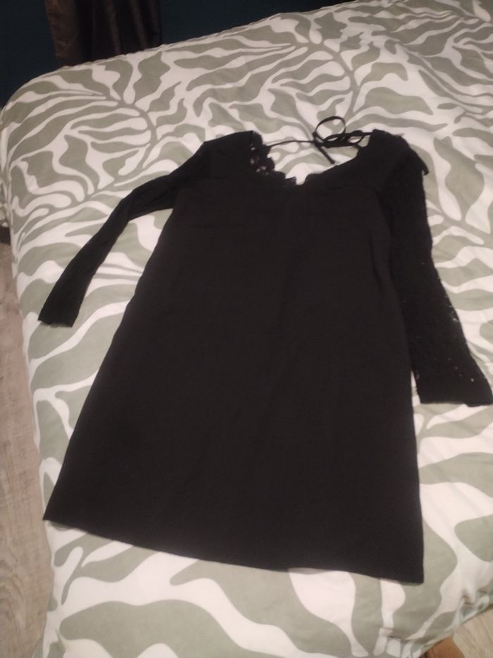 Petite robe noire - photo numéro 3