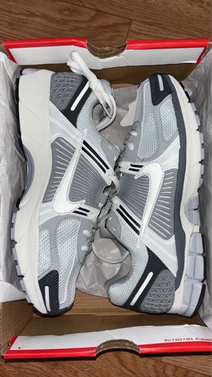 Nike zoom vomero 5 - photo numéro 3