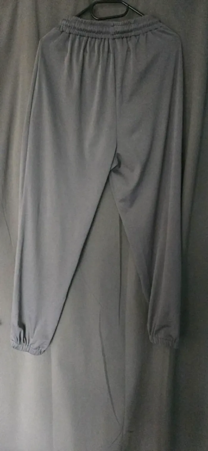Pantalon jogging S - photo numéro 2