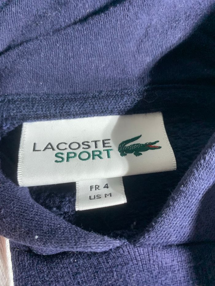 Pull Lacoste homme taille M en très bonne état. Prix de 30€ - photo numéro 2