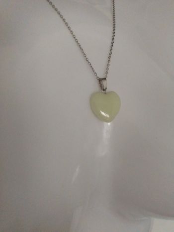 Collier pendentif pierre d' aventurine naturelle