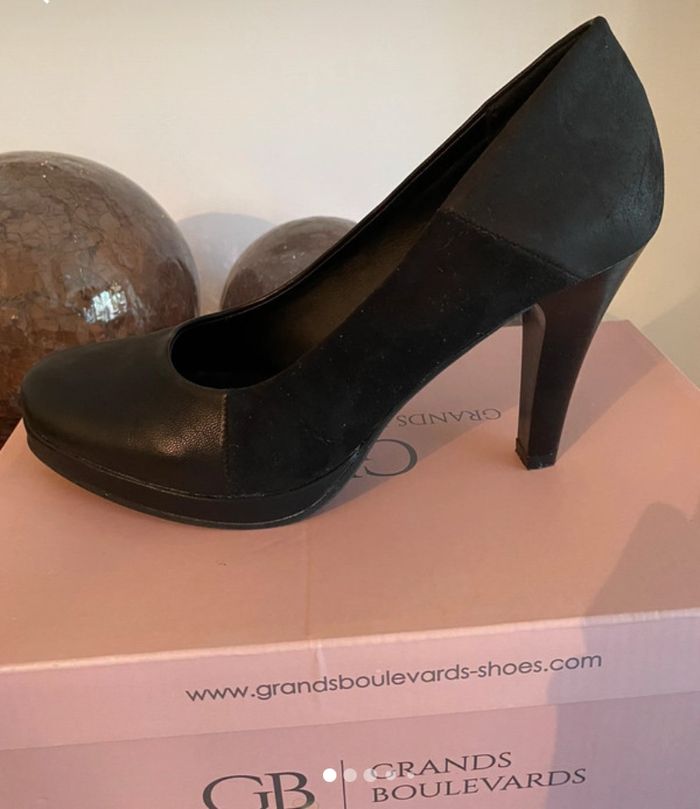 Escarpin noir T 38 - photo numéro 2