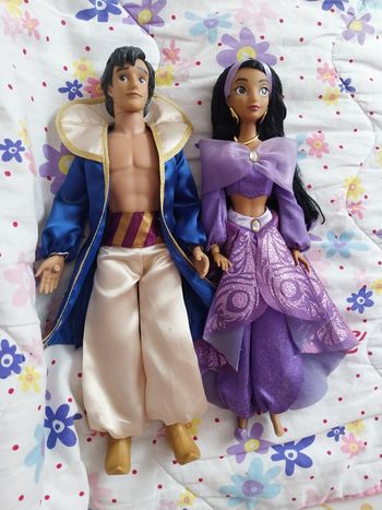 Poupées Aladdin et Jasmine Singing Duet Rares Disney Store